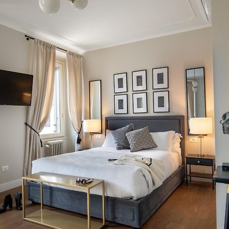 Daplace - Corso Monforte Suites Milan Bagian luar foto